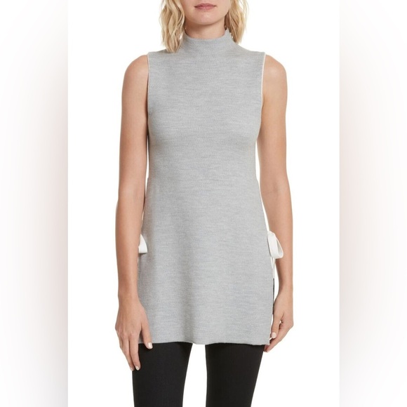 Alice and Olivia Top - Picture 1 of 7